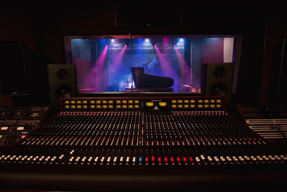 The mixing console at The Recording Club